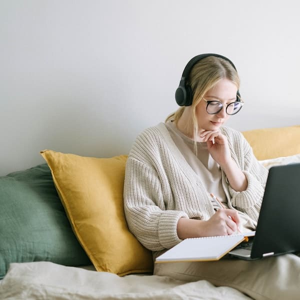 How to Write a Company Bio (with examples)